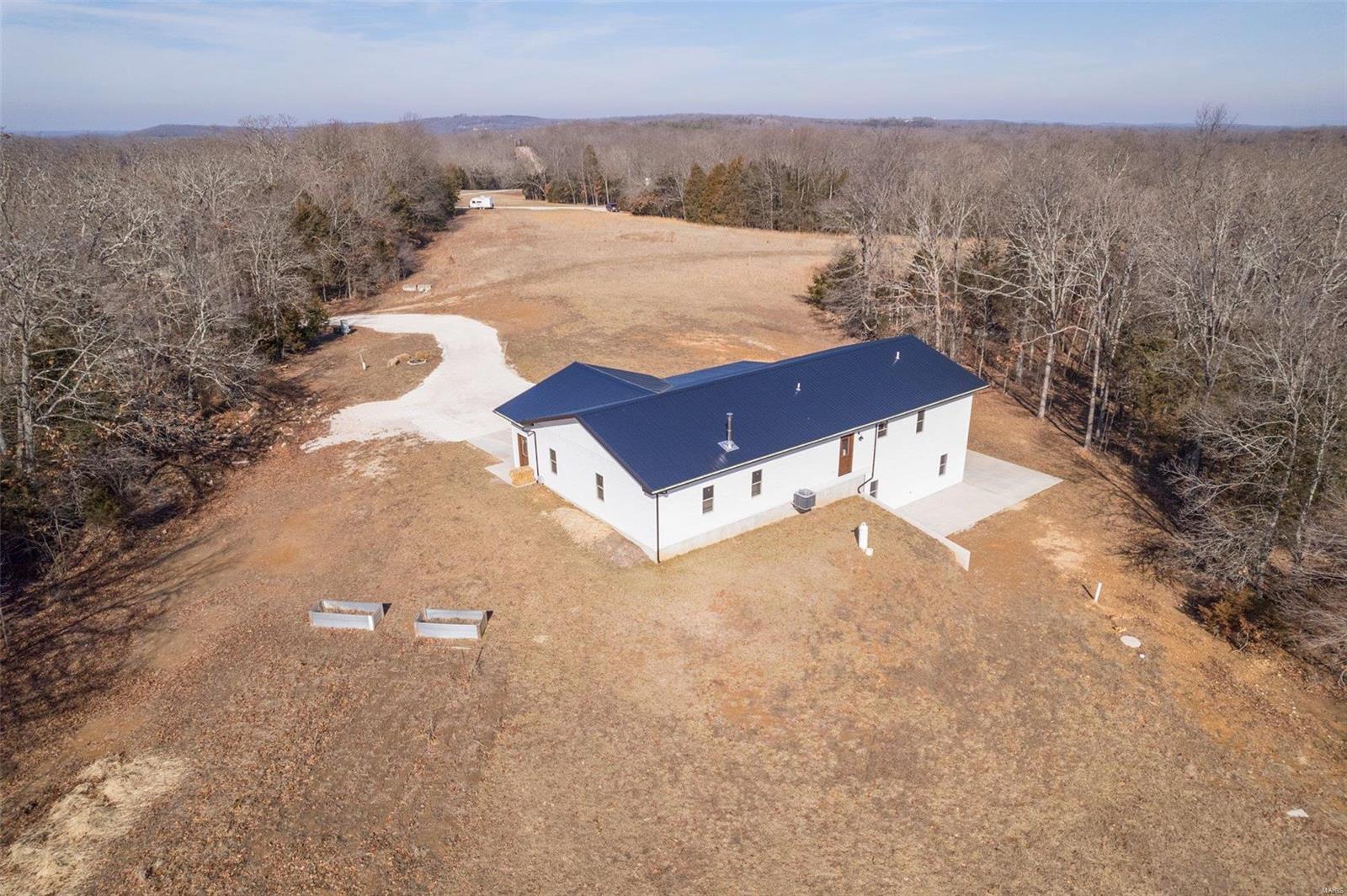 6035 State Road DD
