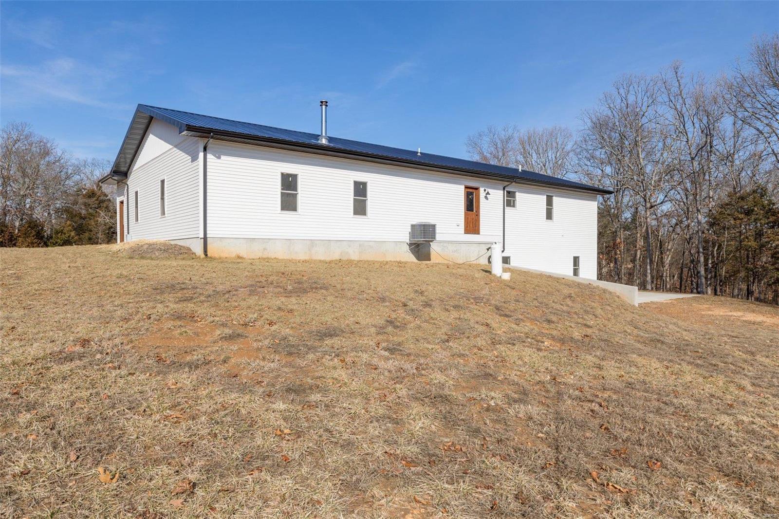 6035 State Road DD