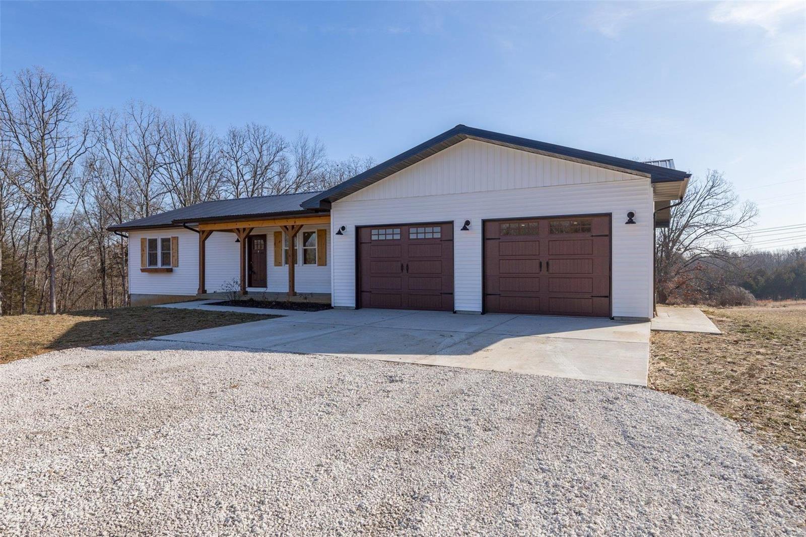 6035 State Road DD