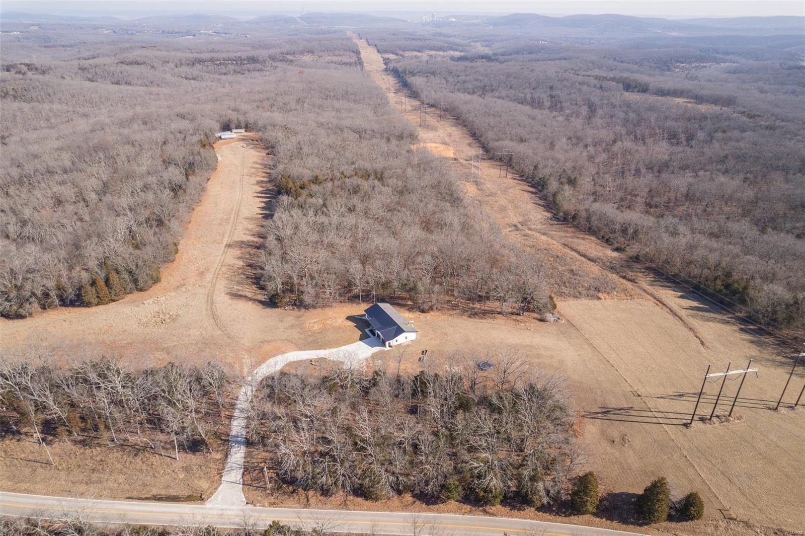 6035 State Road DD