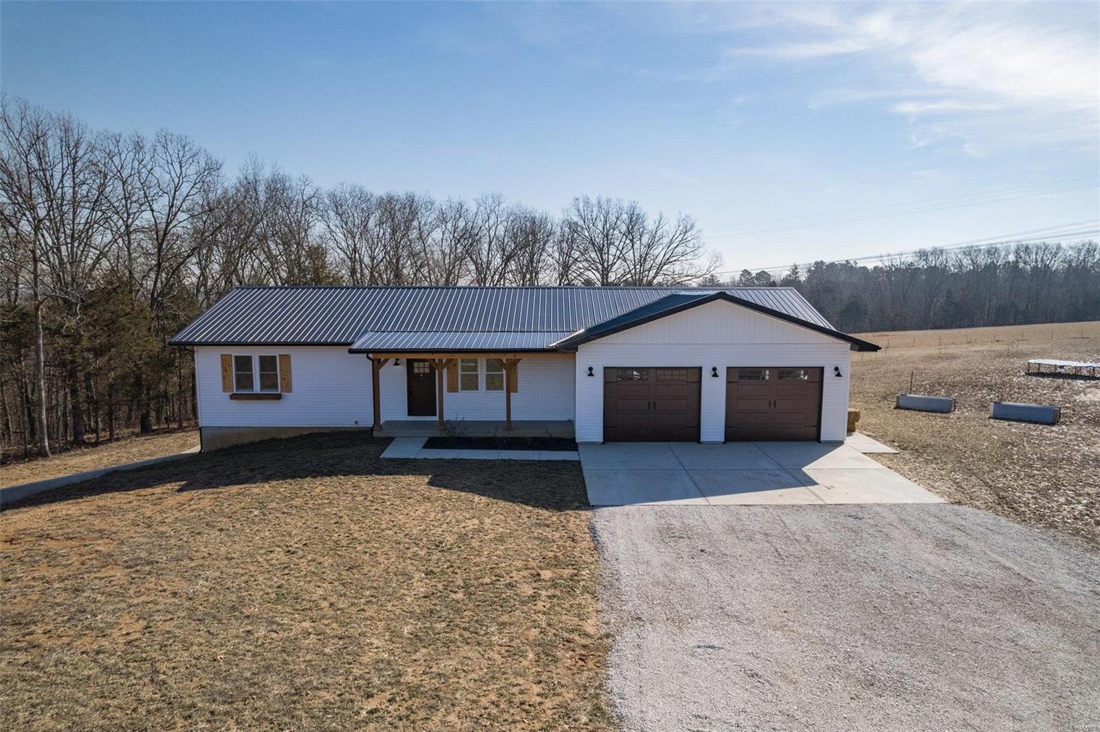 6035 State Road DD