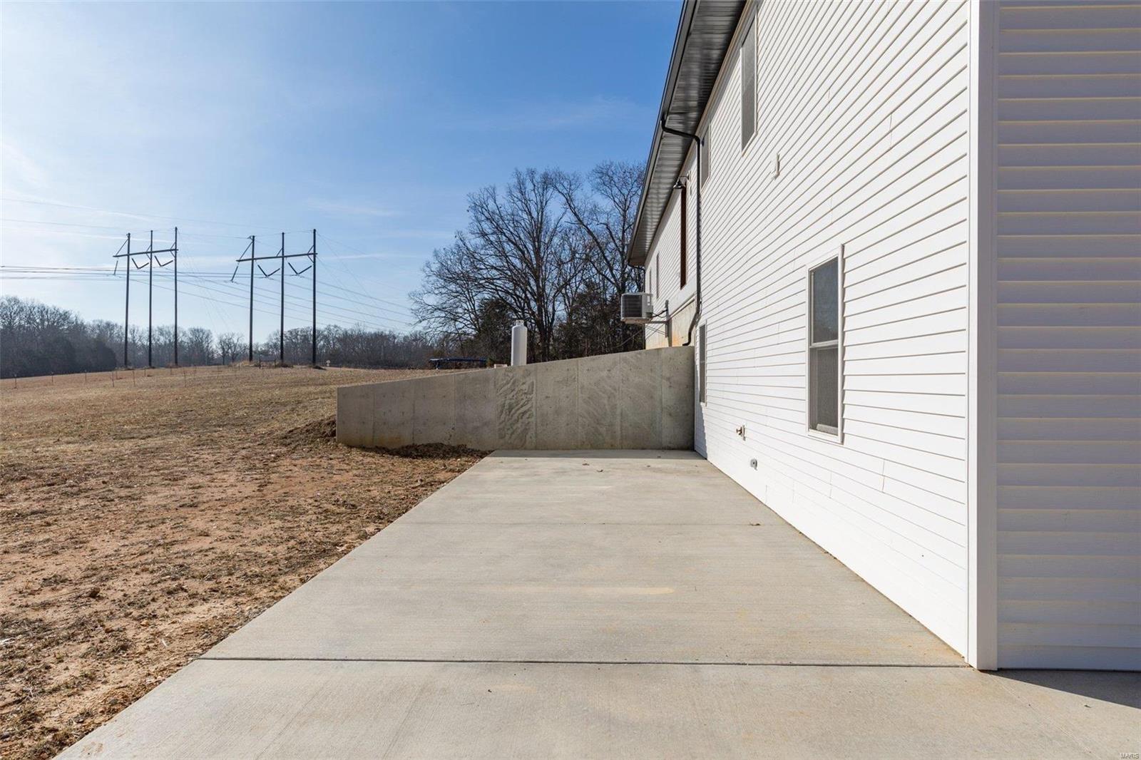 6035 State Road DD
