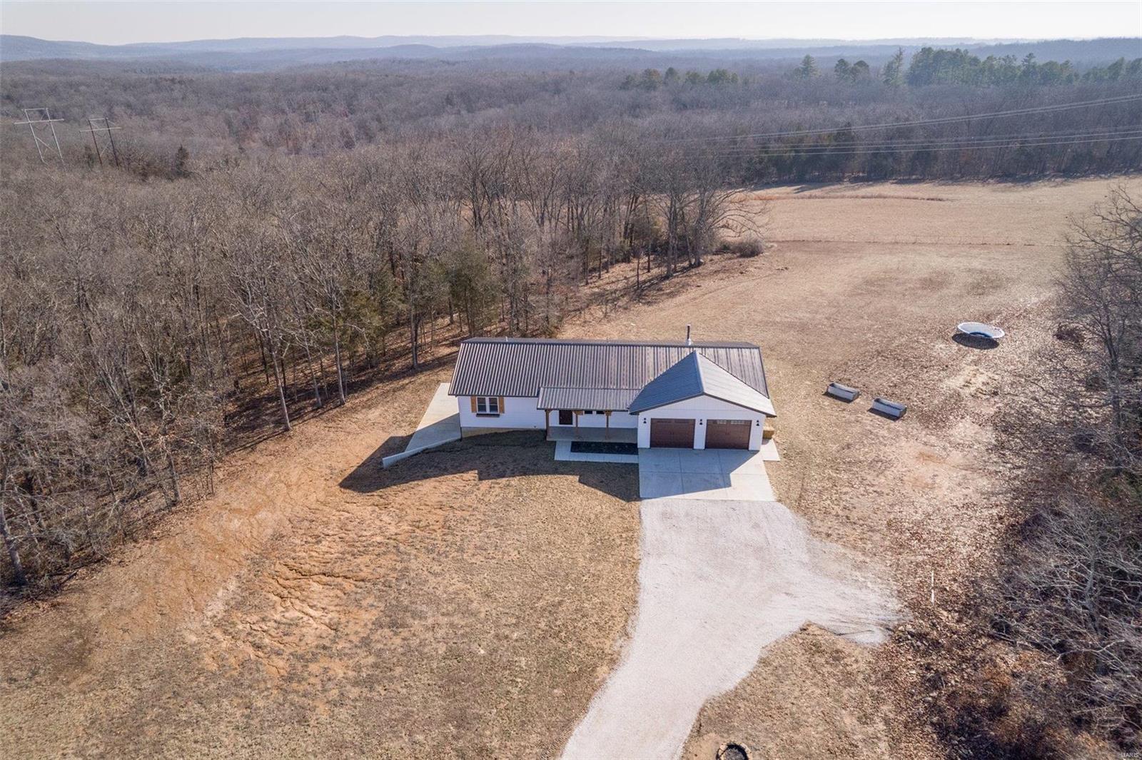 6035 State Road DD