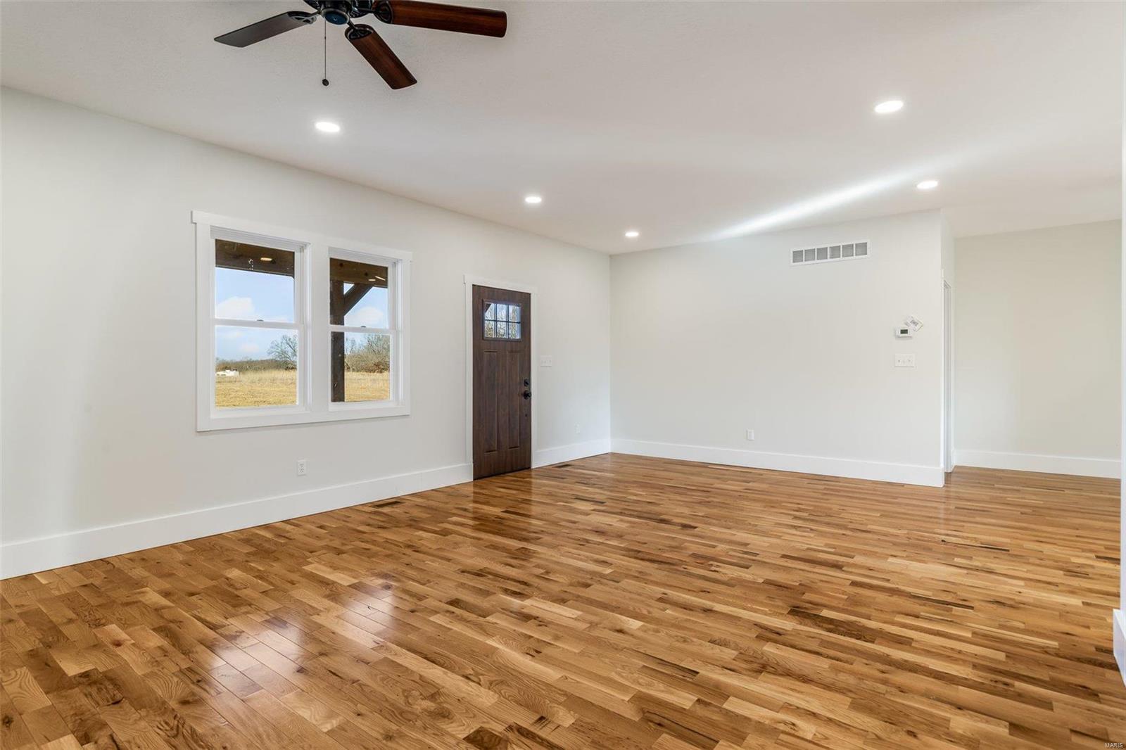6035 State Road DD