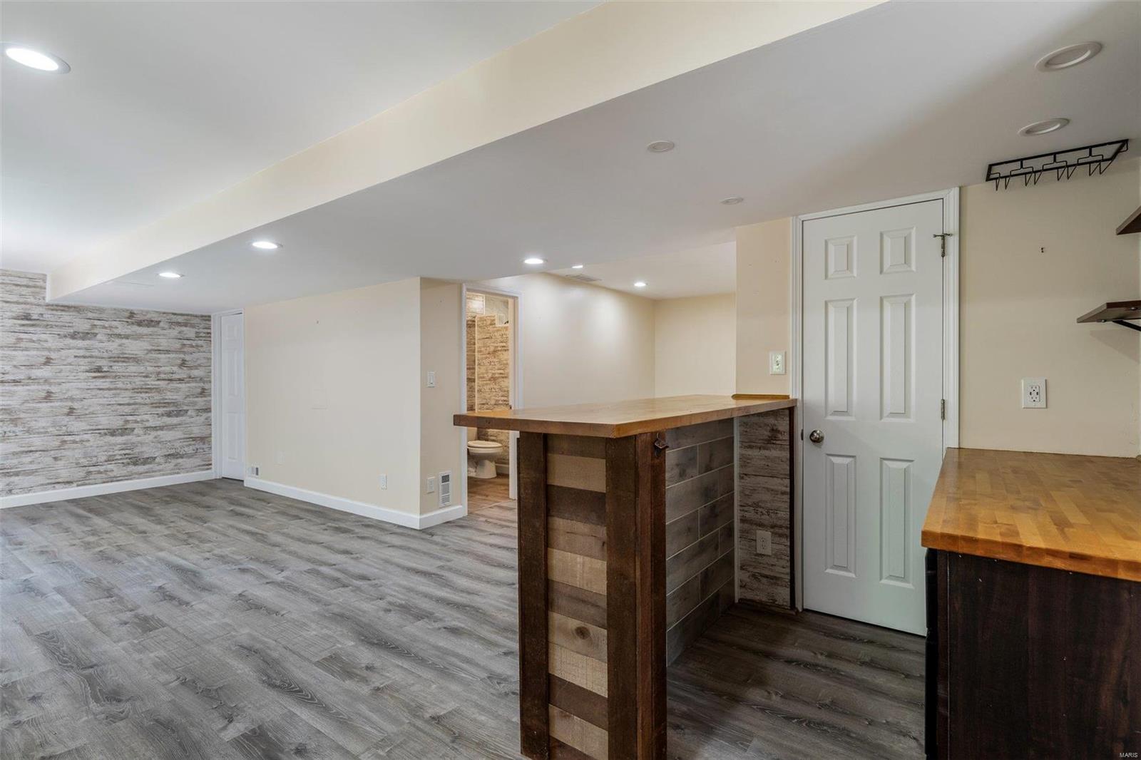 5120 Seckman Ridge Way