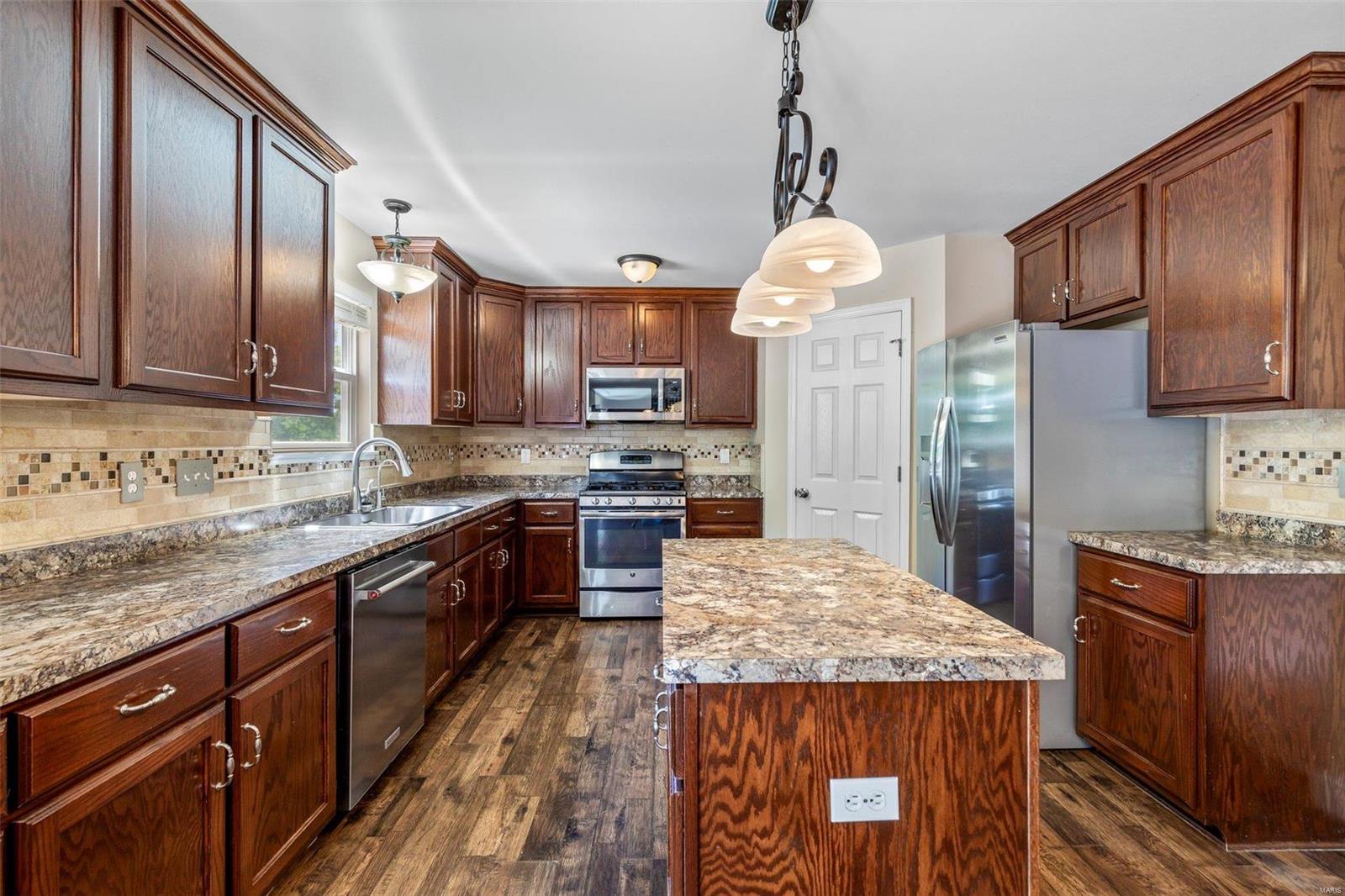 5120 Seckman Ridge Way