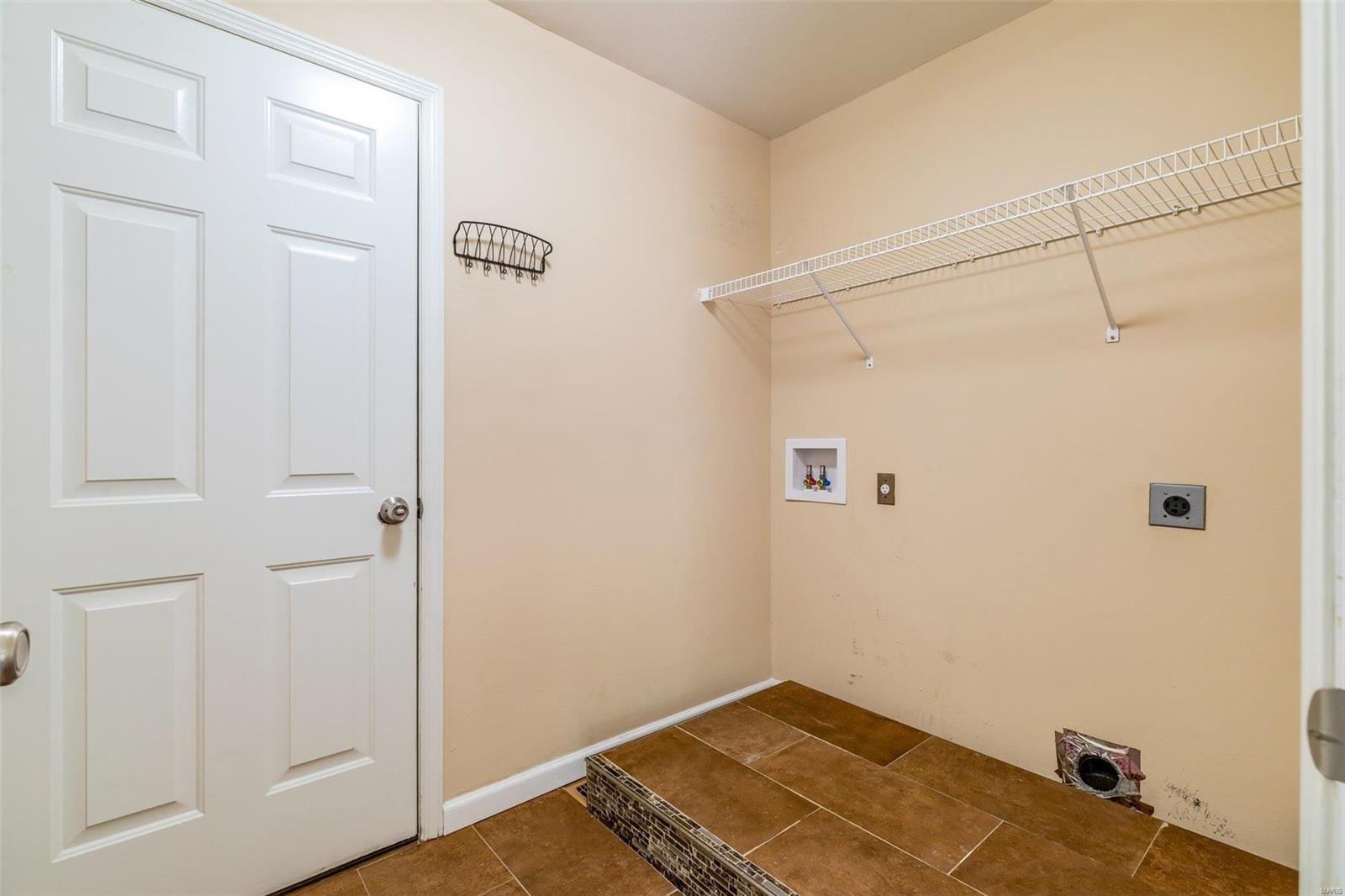 5120 Seckman Ridge Way
