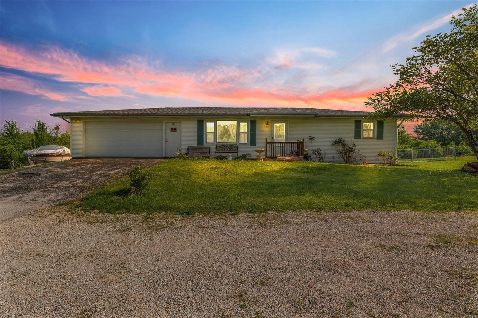 4428 Horseshoe Dr