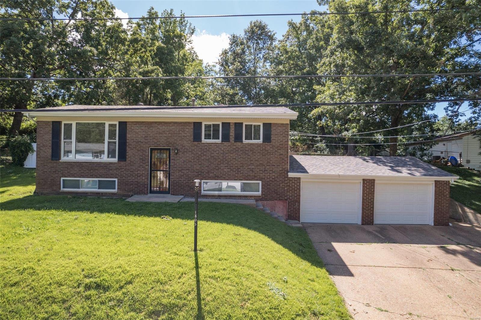 1805 Rainbow Dr