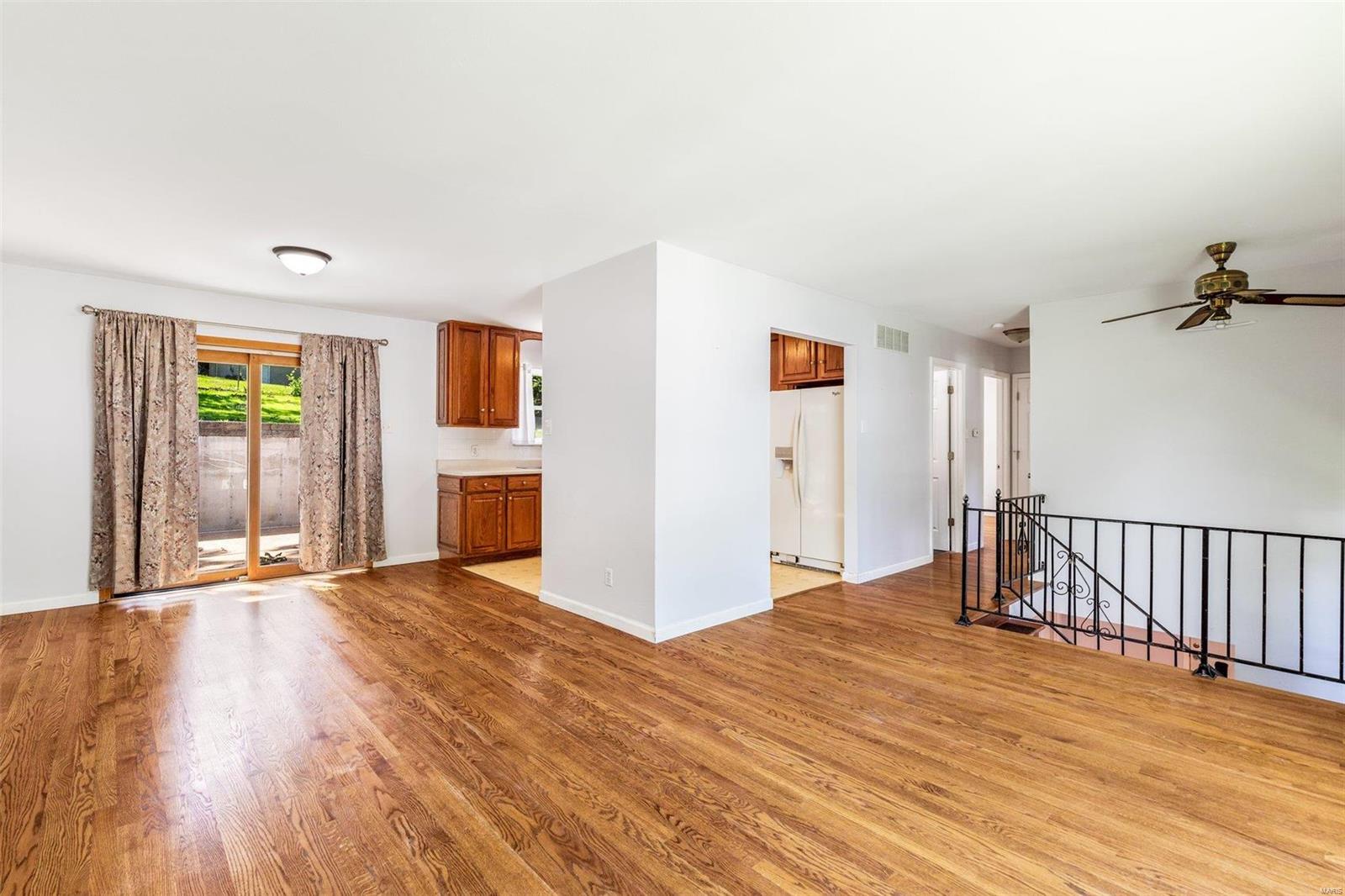 1805 Rainbow Dr