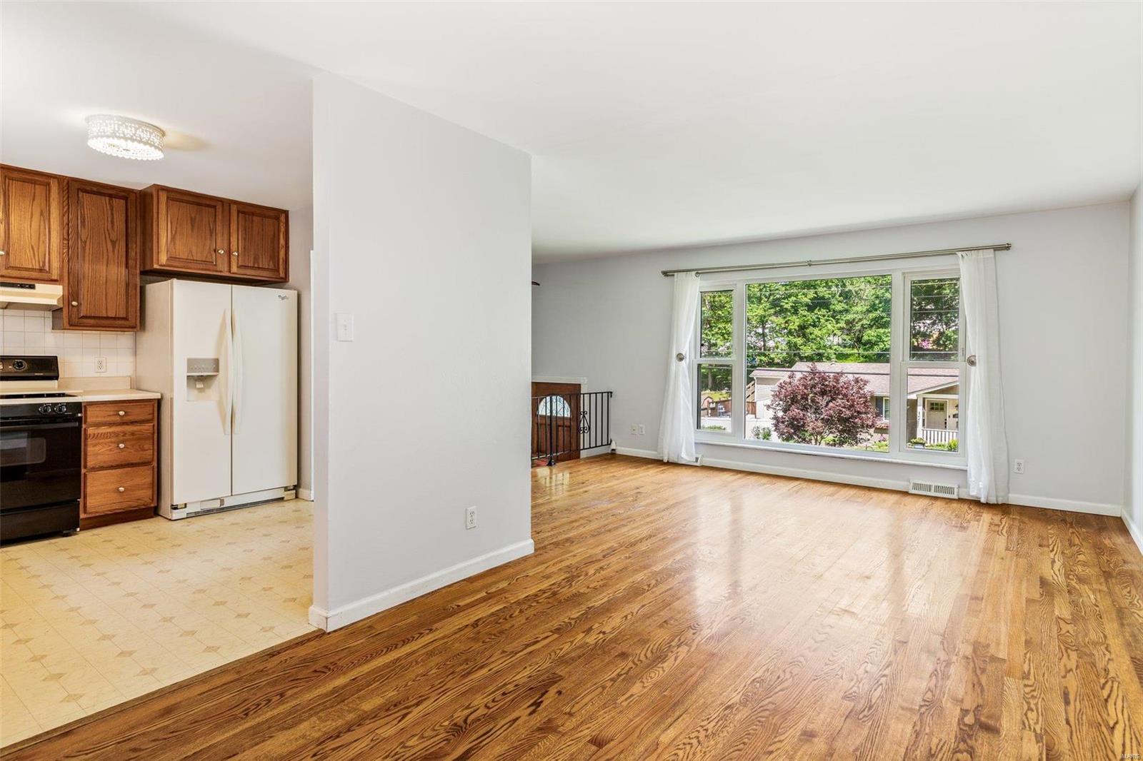 1805 Rainbow Dr