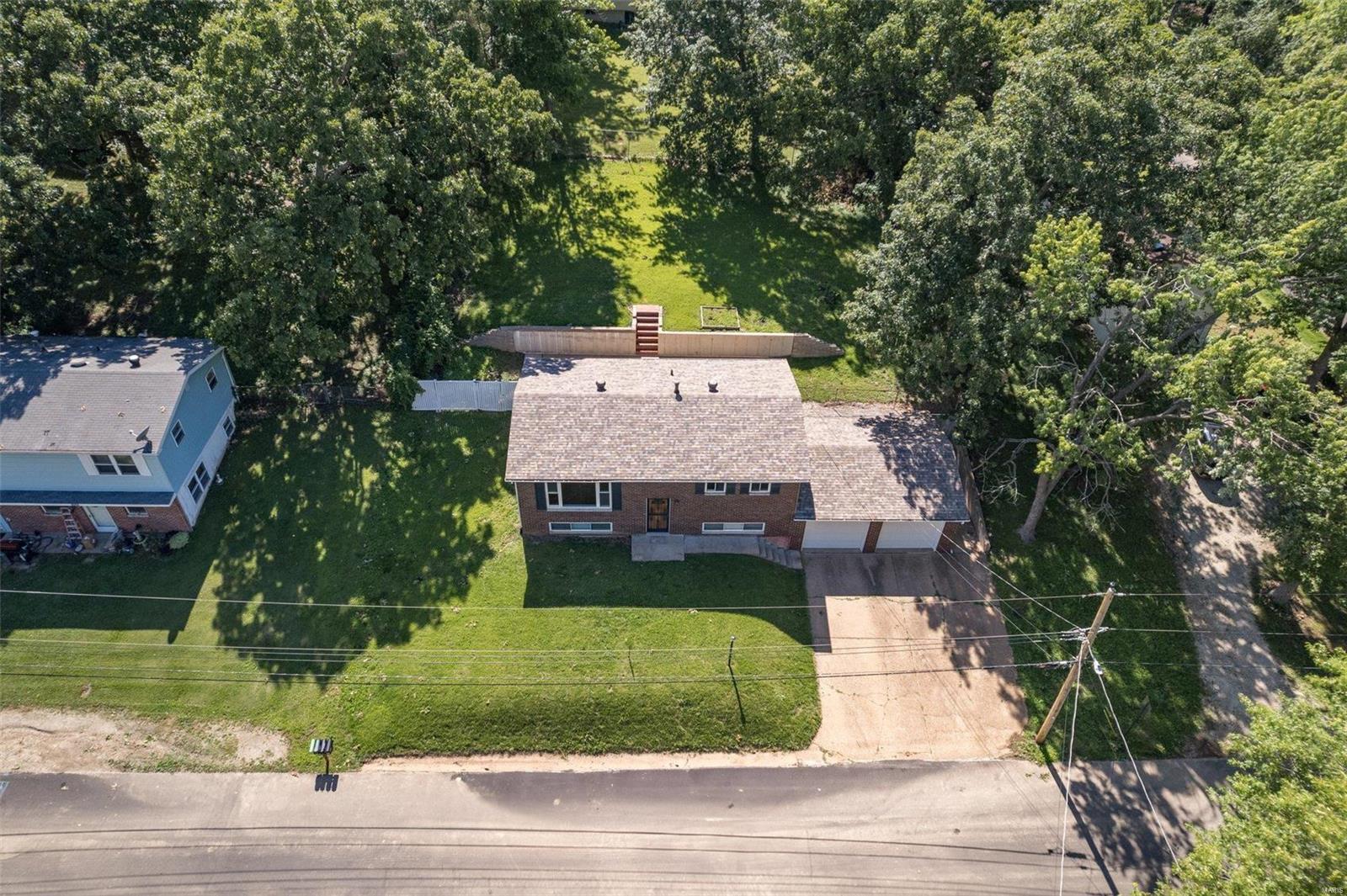 1805 Rainbow Dr