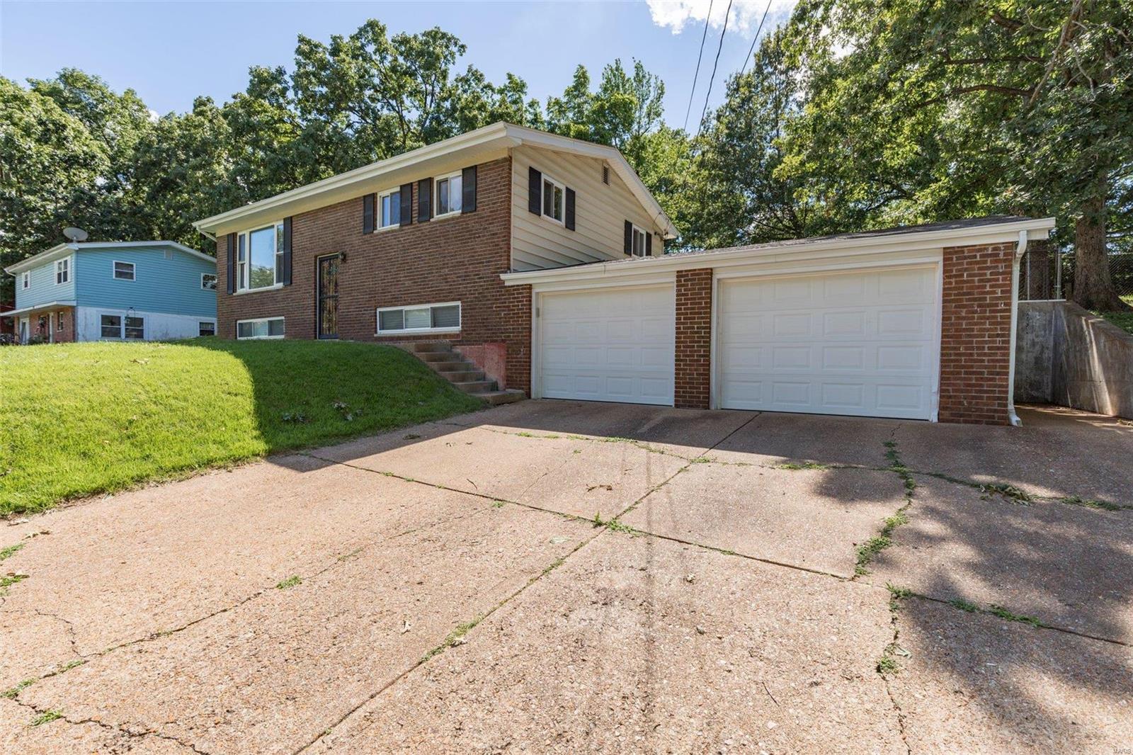 1805 Rainbow Dr
