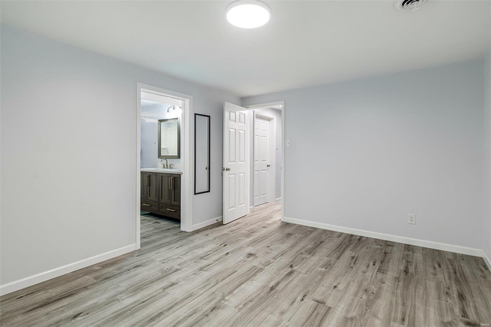 1805 Rainbow Dr