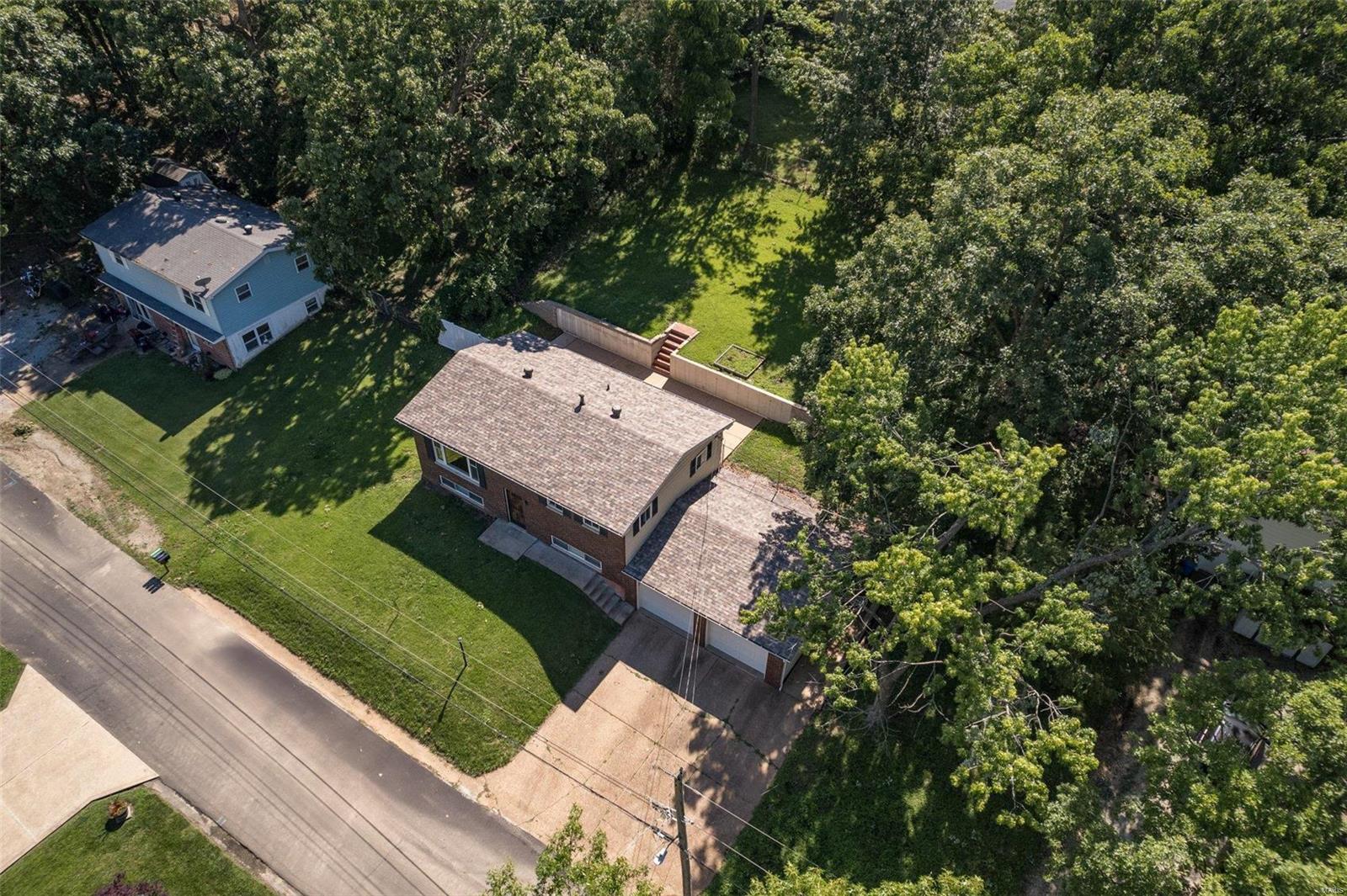 1805 Rainbow Dr