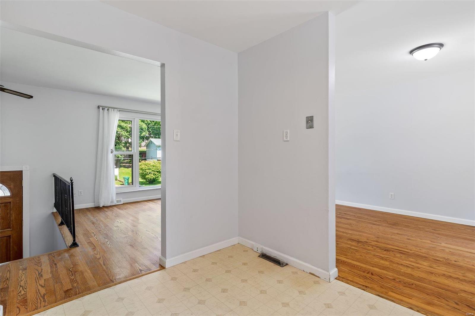 1805 Rainbow Dr