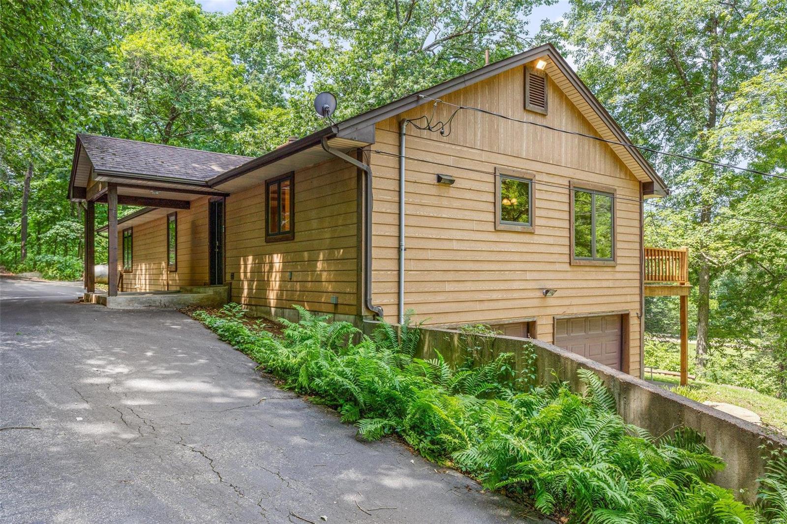 3480 Winnifred Dr.