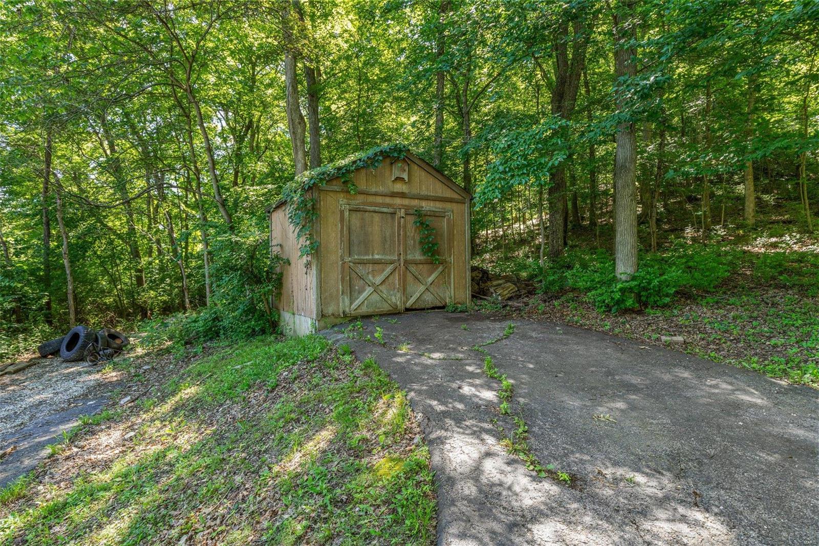 3480 Winnifred Dr.