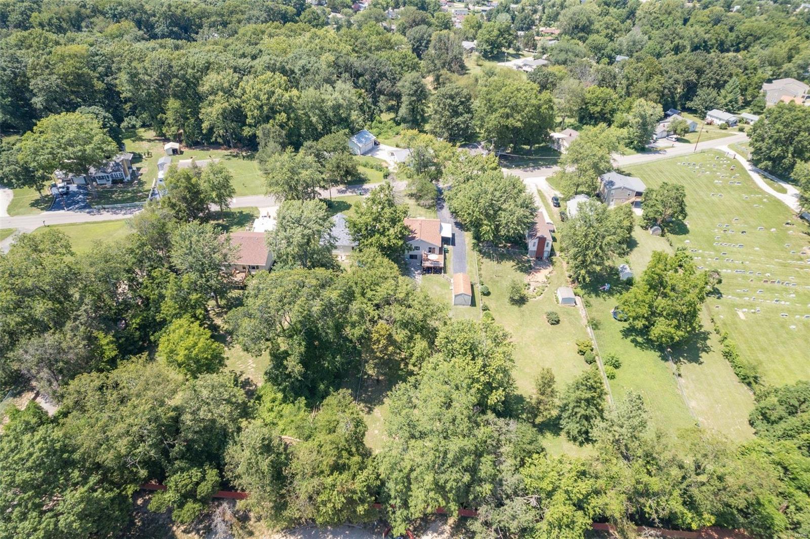 660 Riverview Dr