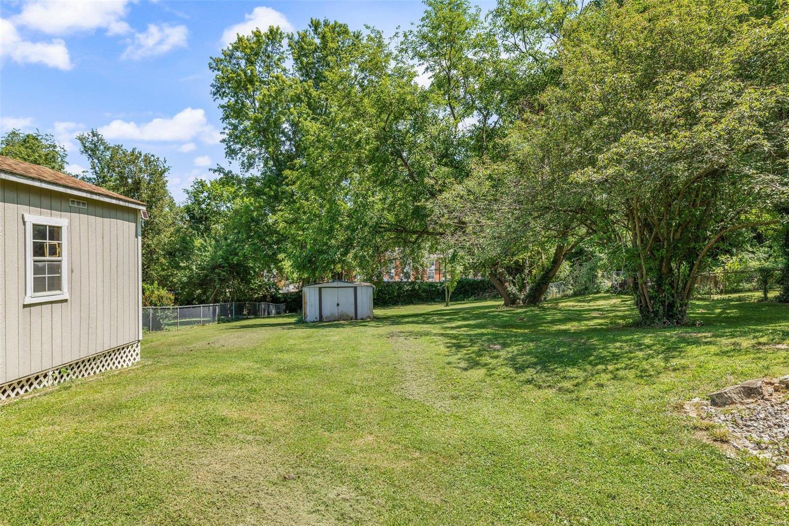 660 Riverview Dr