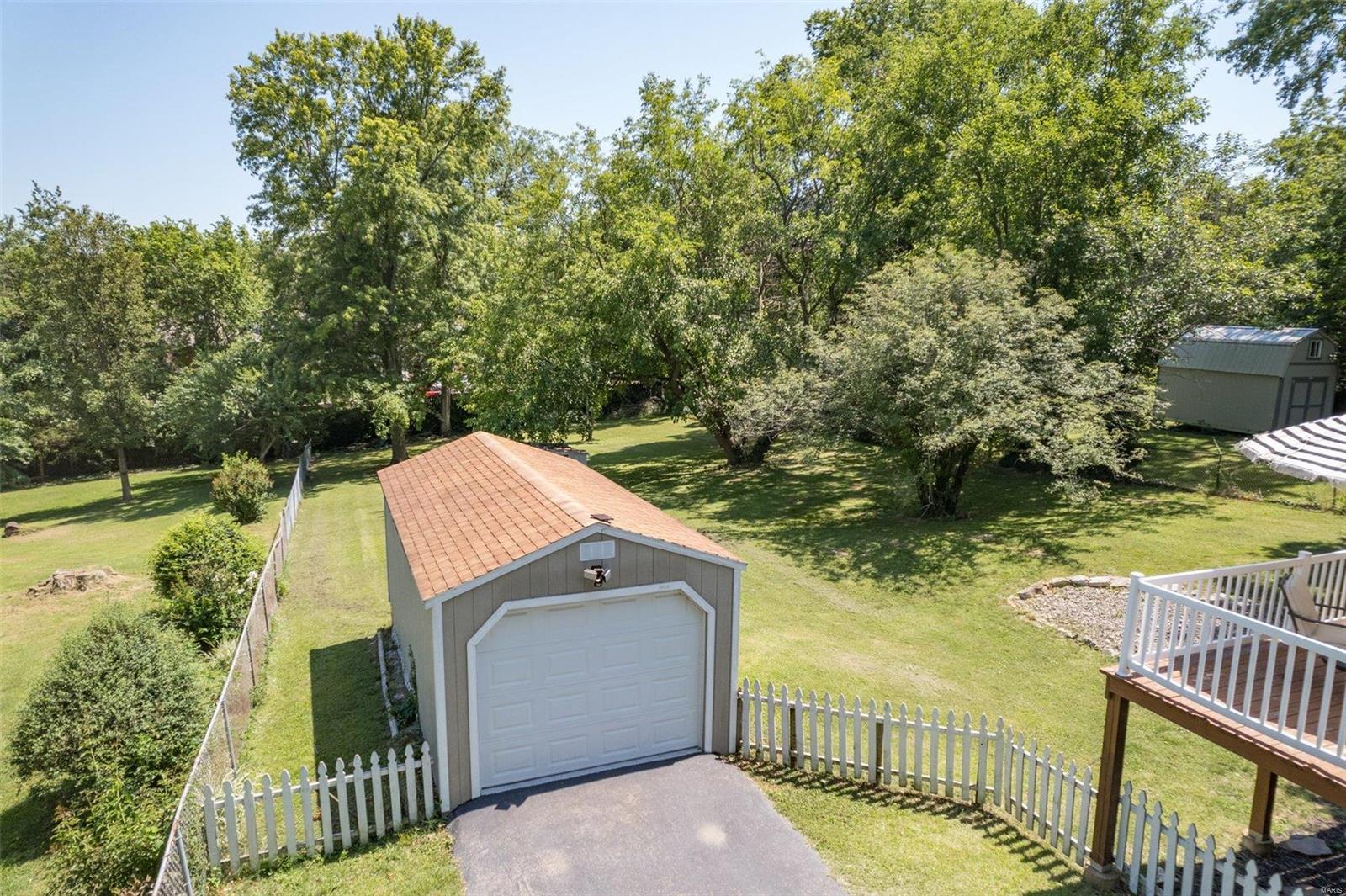 660 Riverview Dr