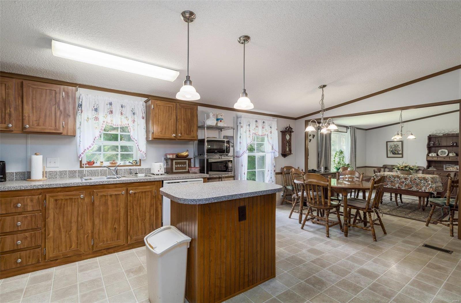 12931 Tiffany Ln
