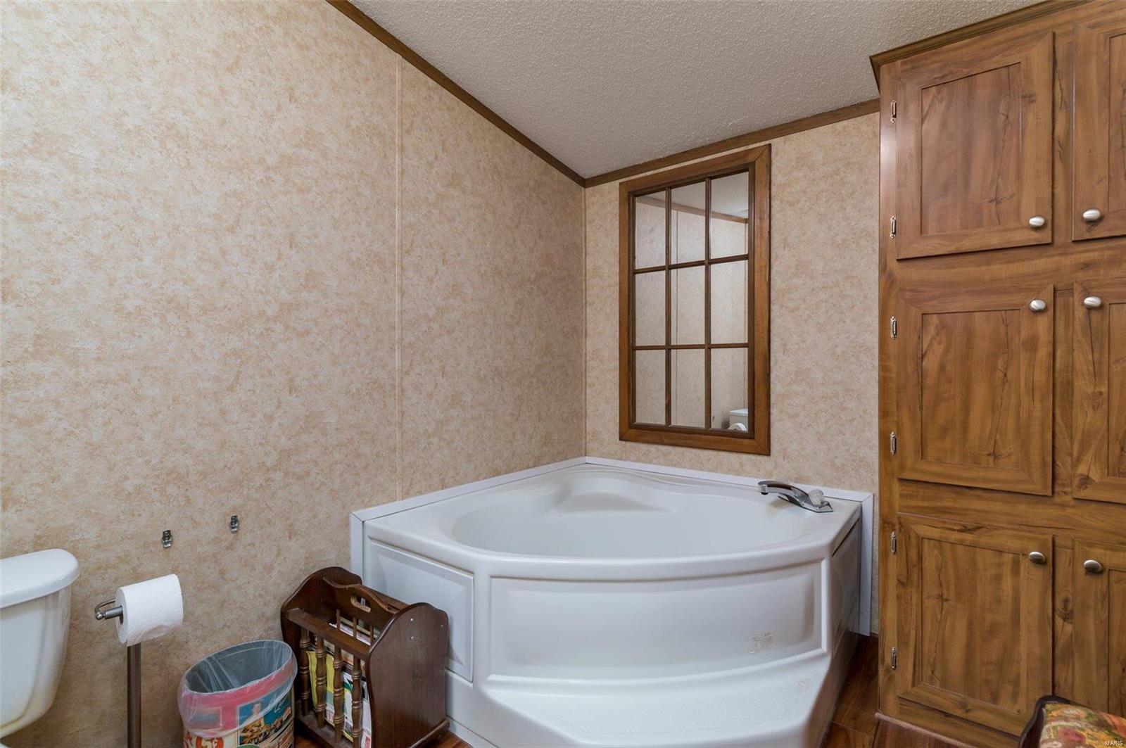 12931 Tiffany Ln
