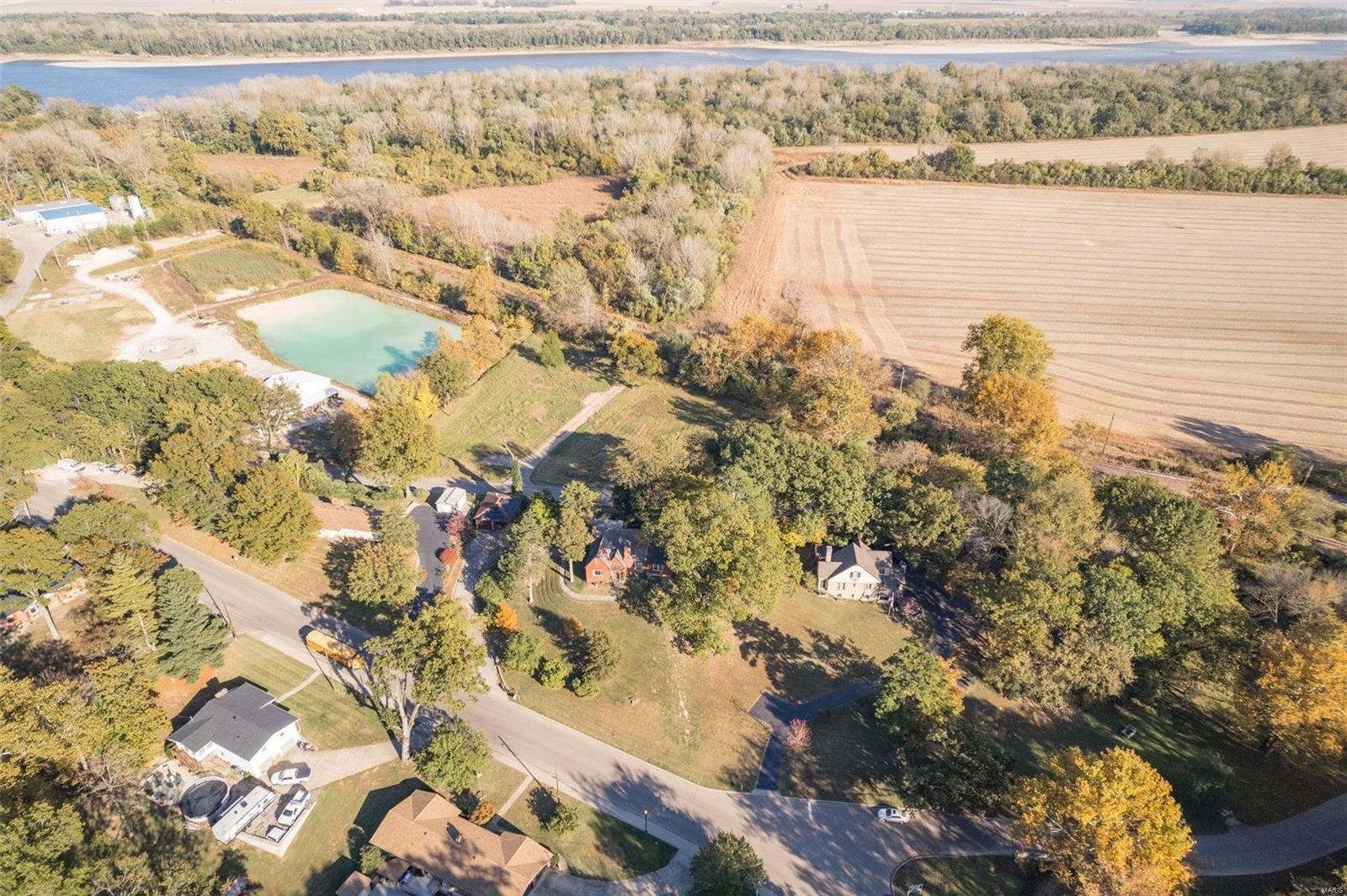 1102 Crystal Heights Rd