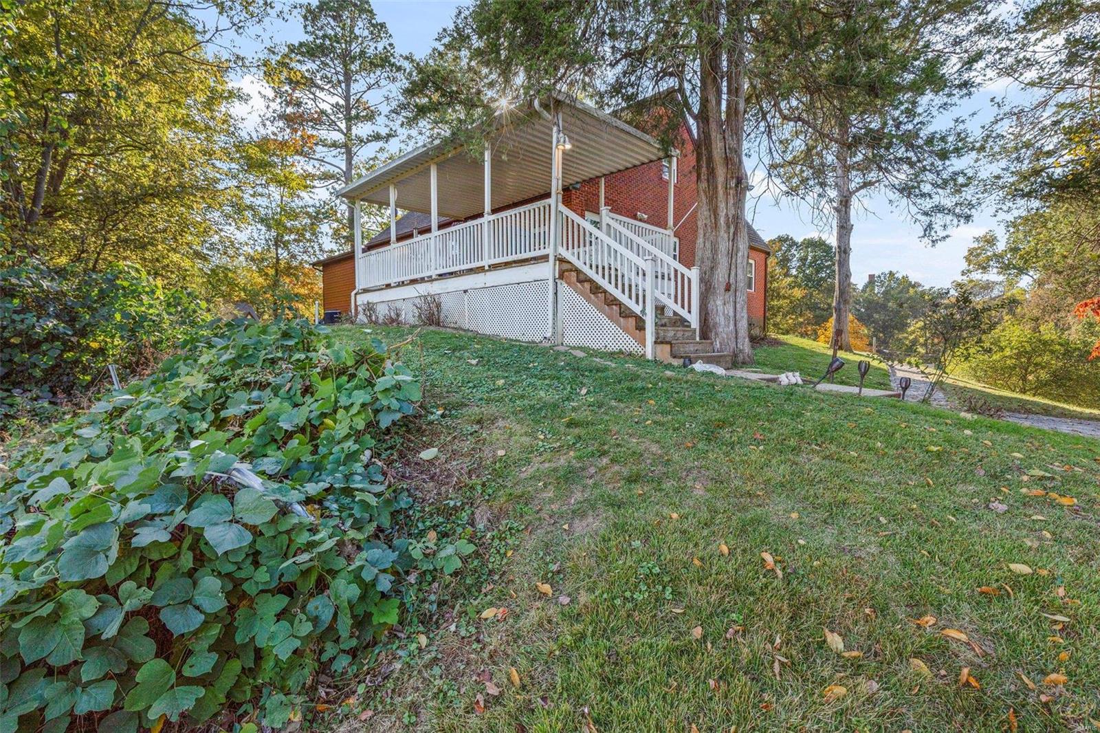 1102 Crystal Heights Rd