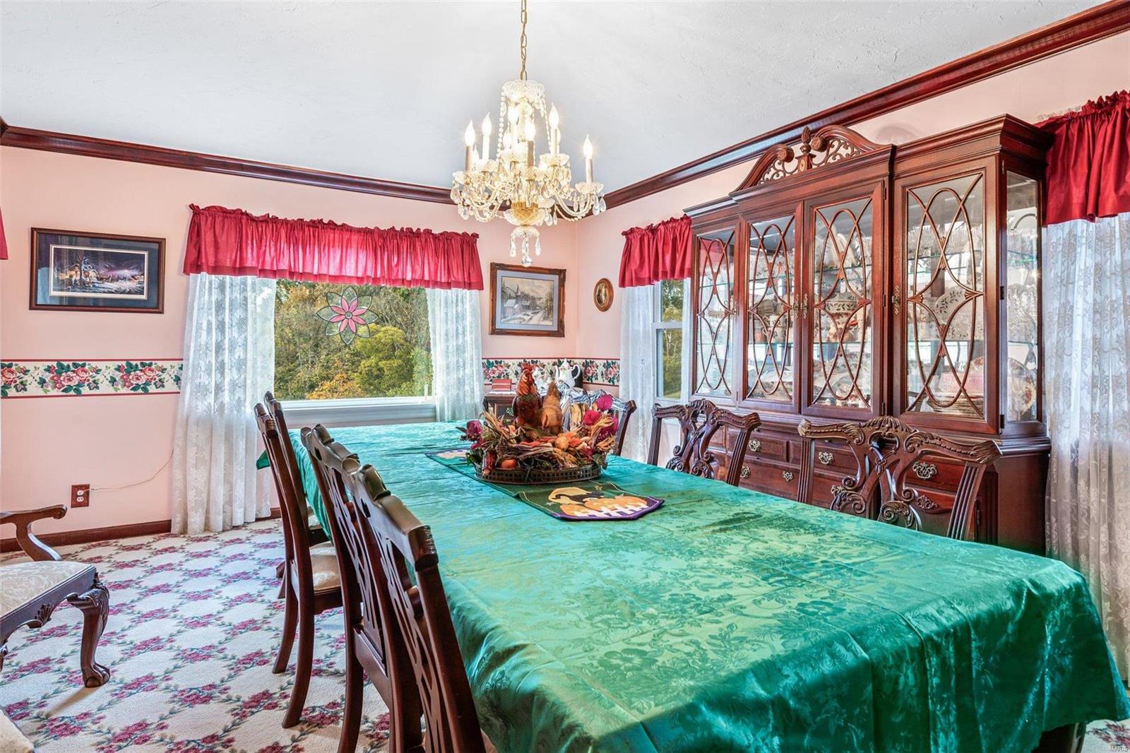 1102 Crystal Heights Rd