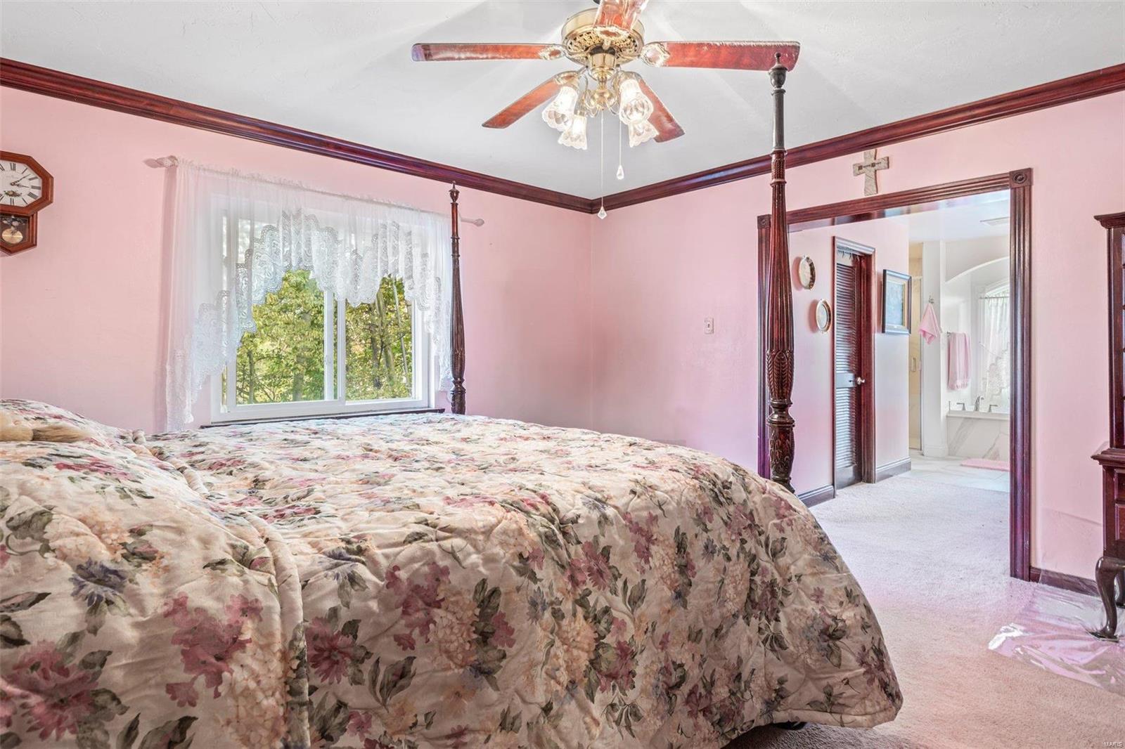 1102 Crystal Heights Rd