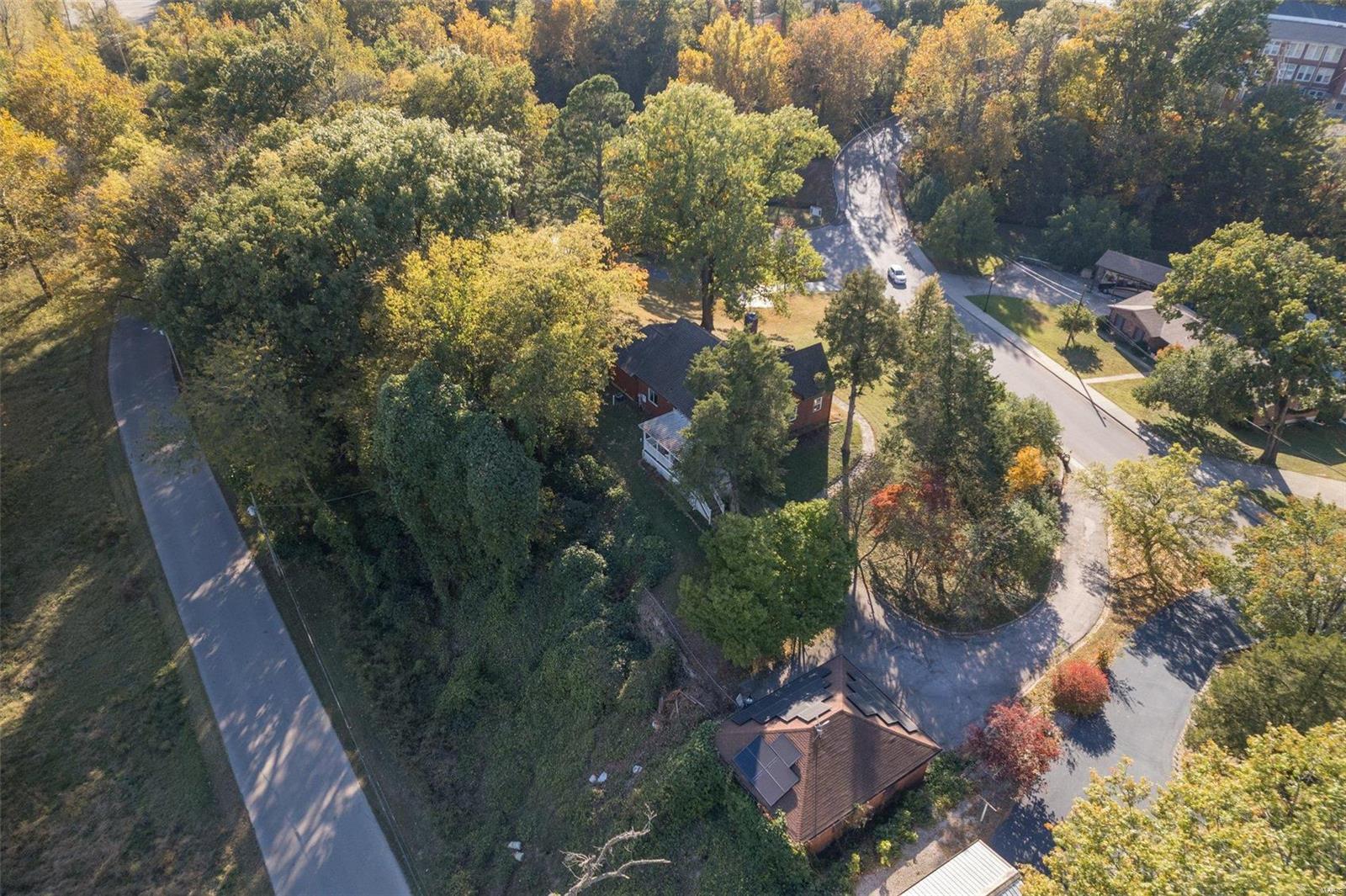 1102 Crystal Heights Rd
