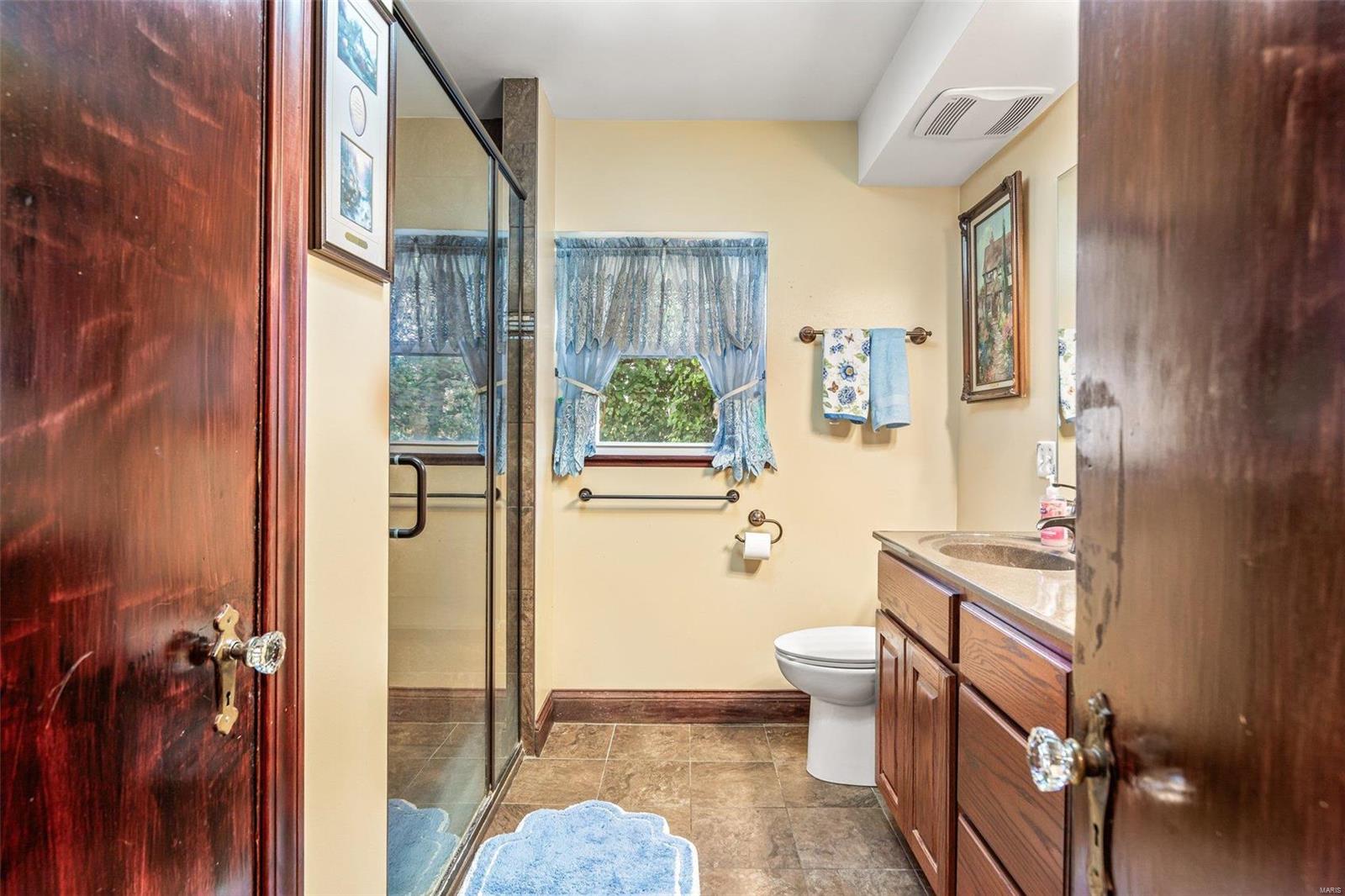 1102 Crystal Heights Rd
