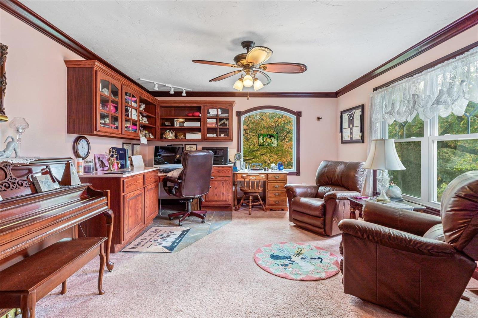 1102 Crystal Heights Rd