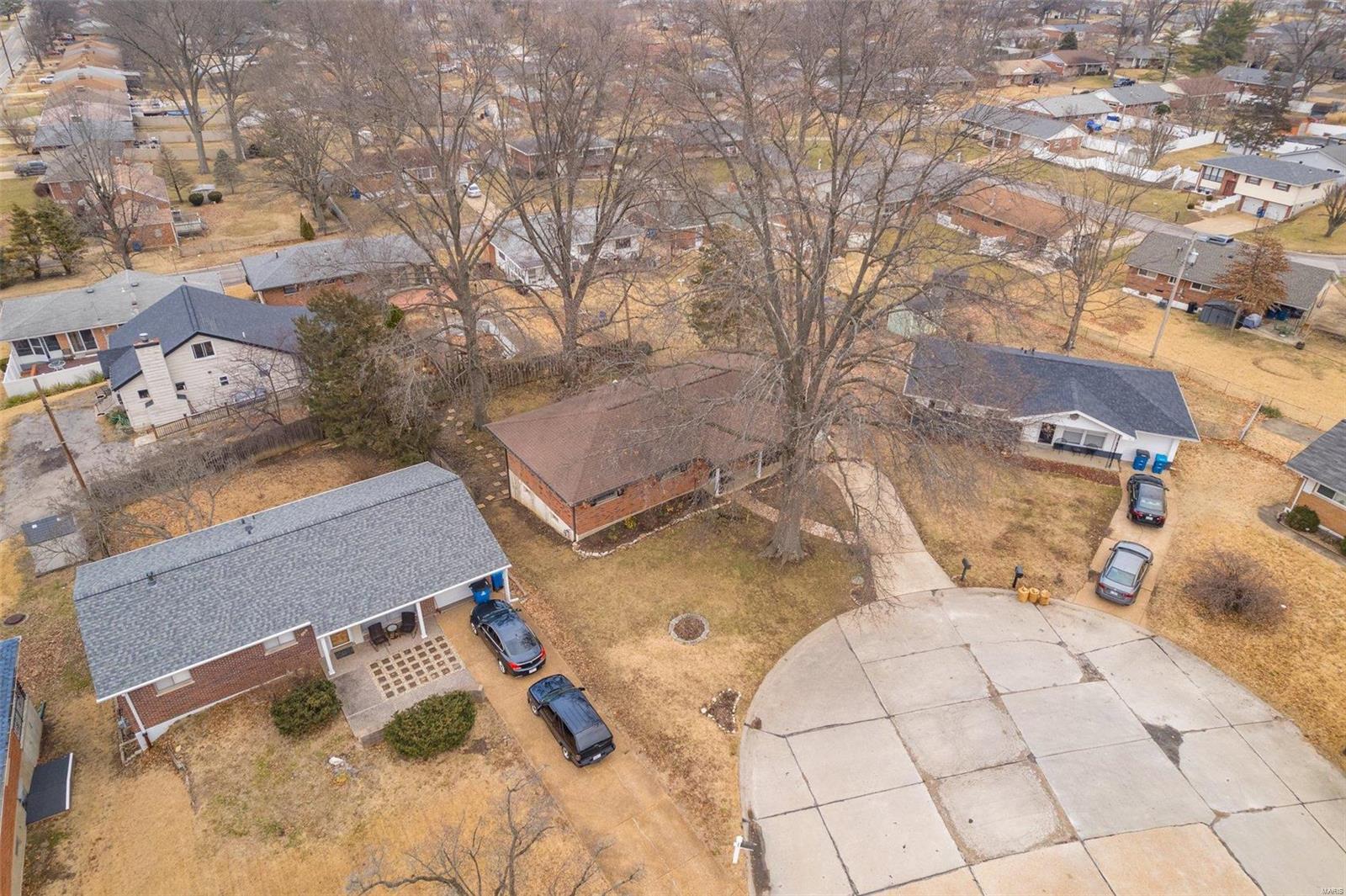 715 El Ray Ct.