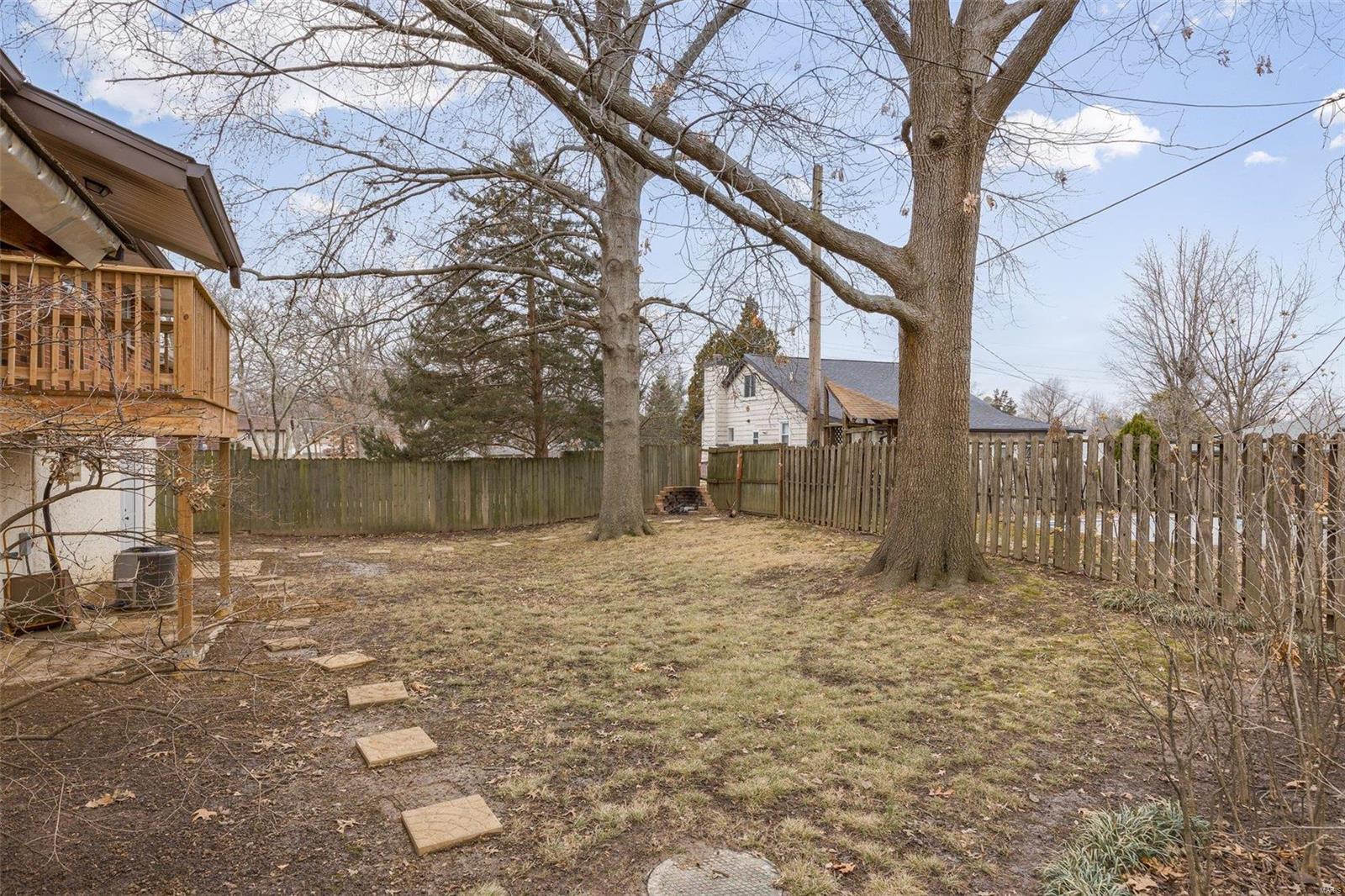715 El Ray Ct.