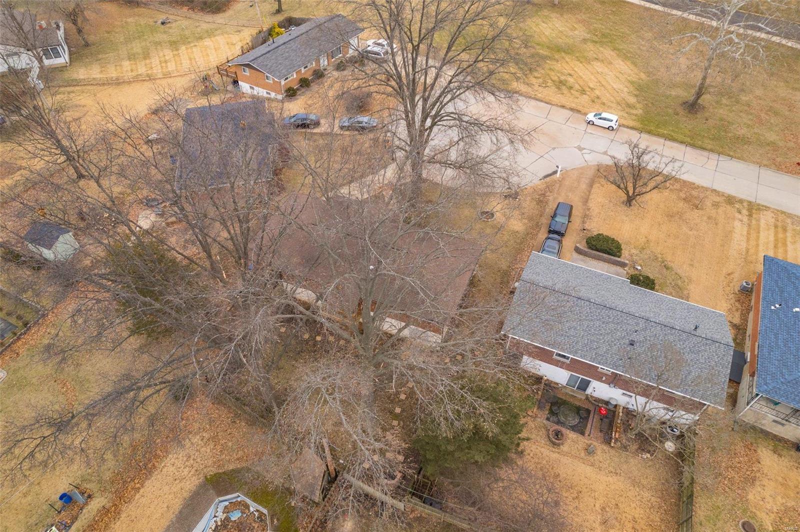 715 El Ray Ct.