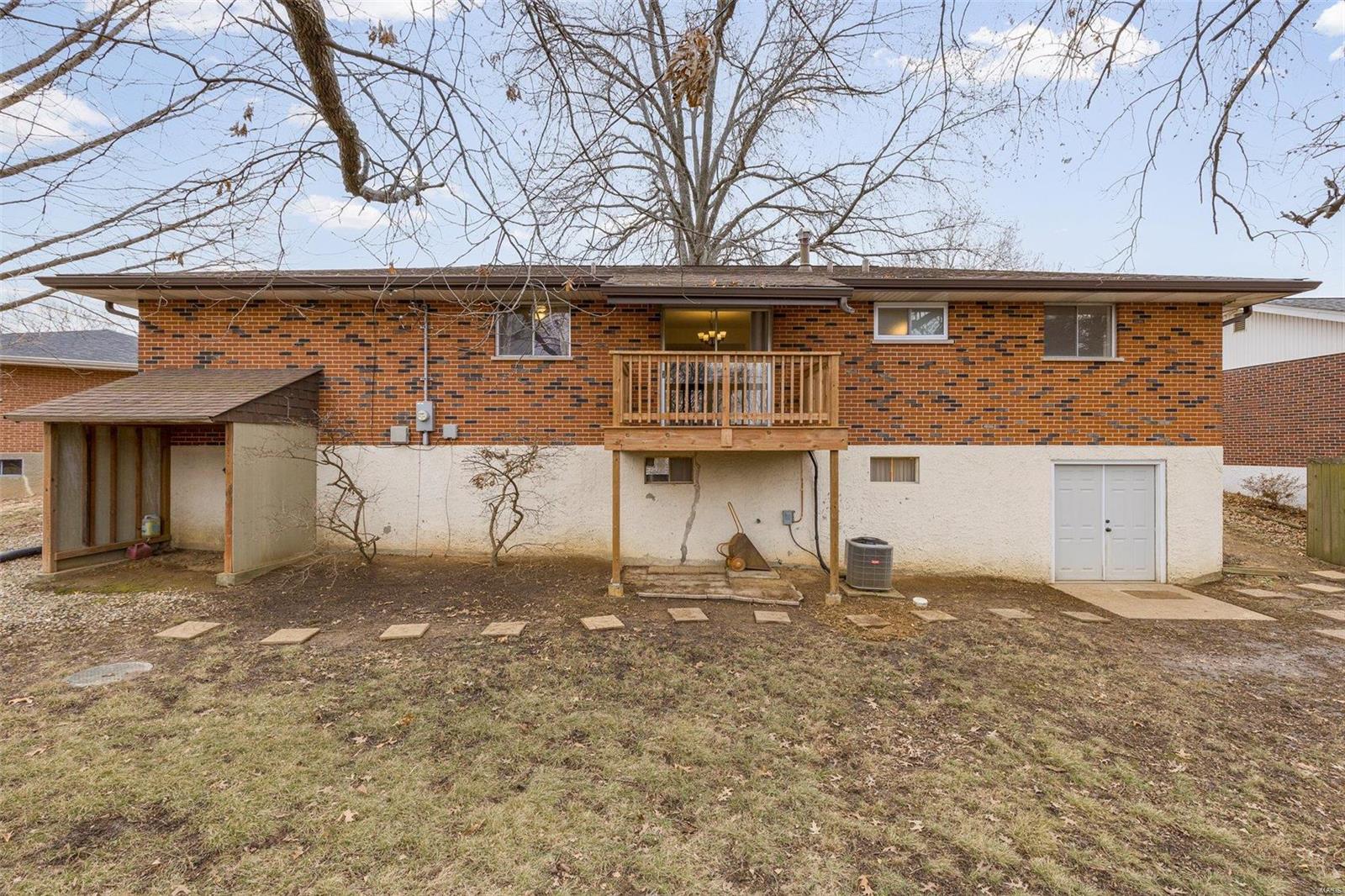715 El Ray Ct.