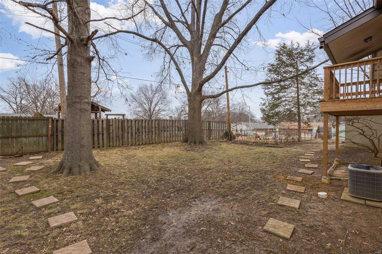 715 El Ray Ct.