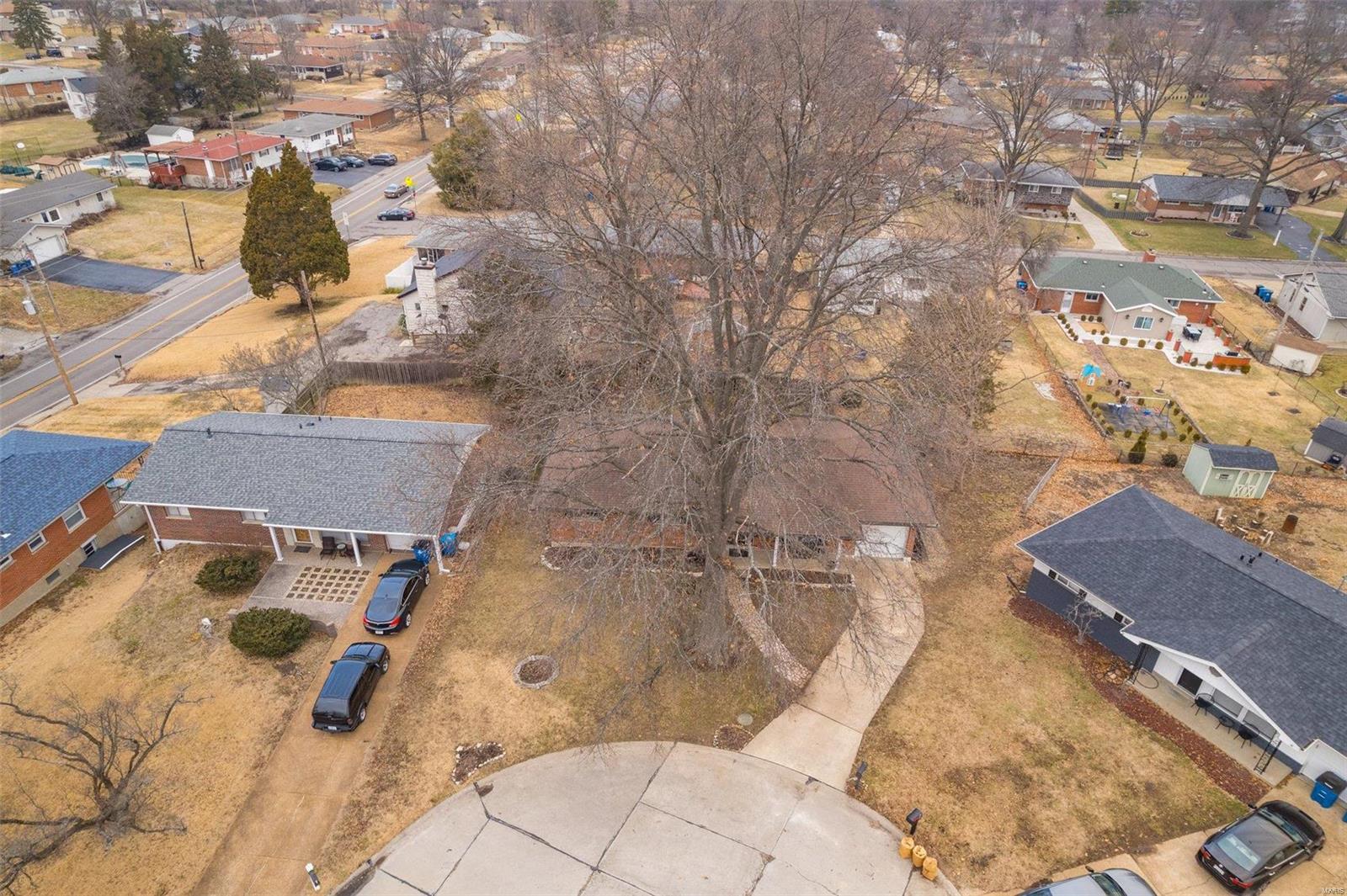715 El Ray Ct.