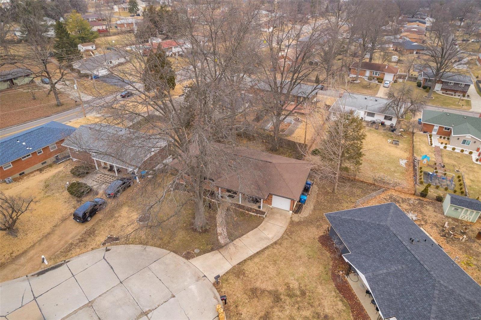 715 El Ray Ct.