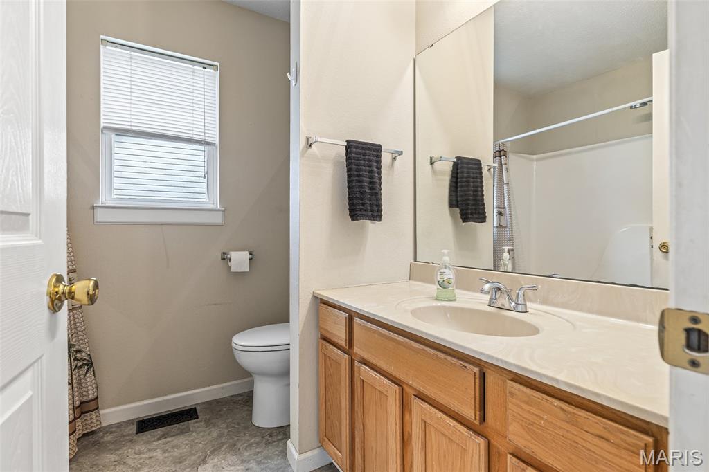 1421 Northwoods Drive