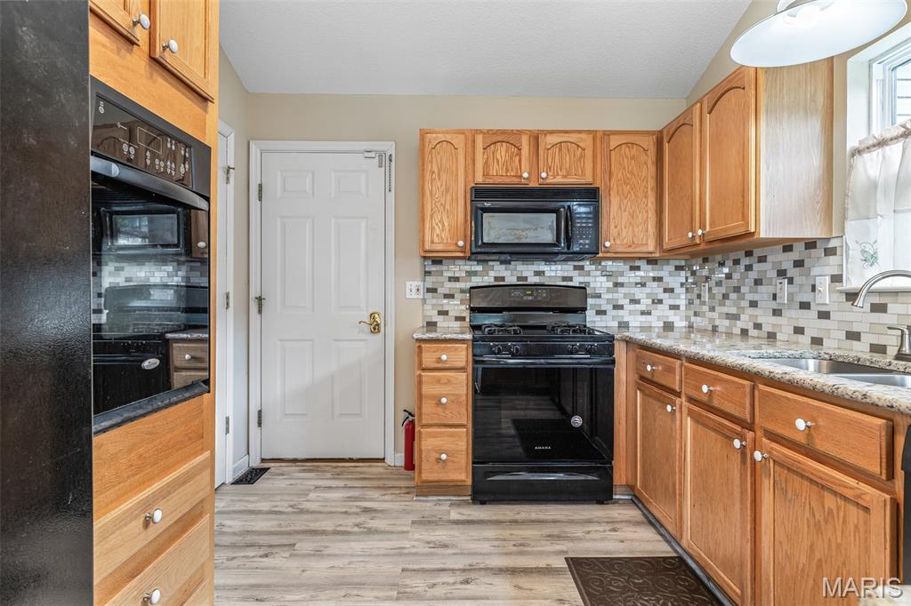1421 Northwoods Drive