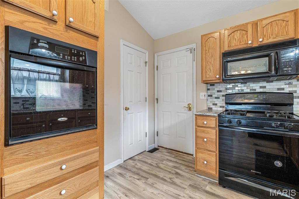 1421 Northwoods Drive