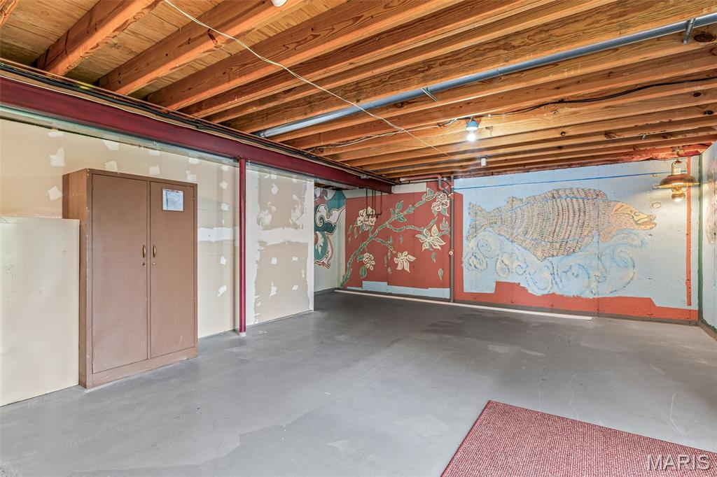 1421 Northwoods Drive