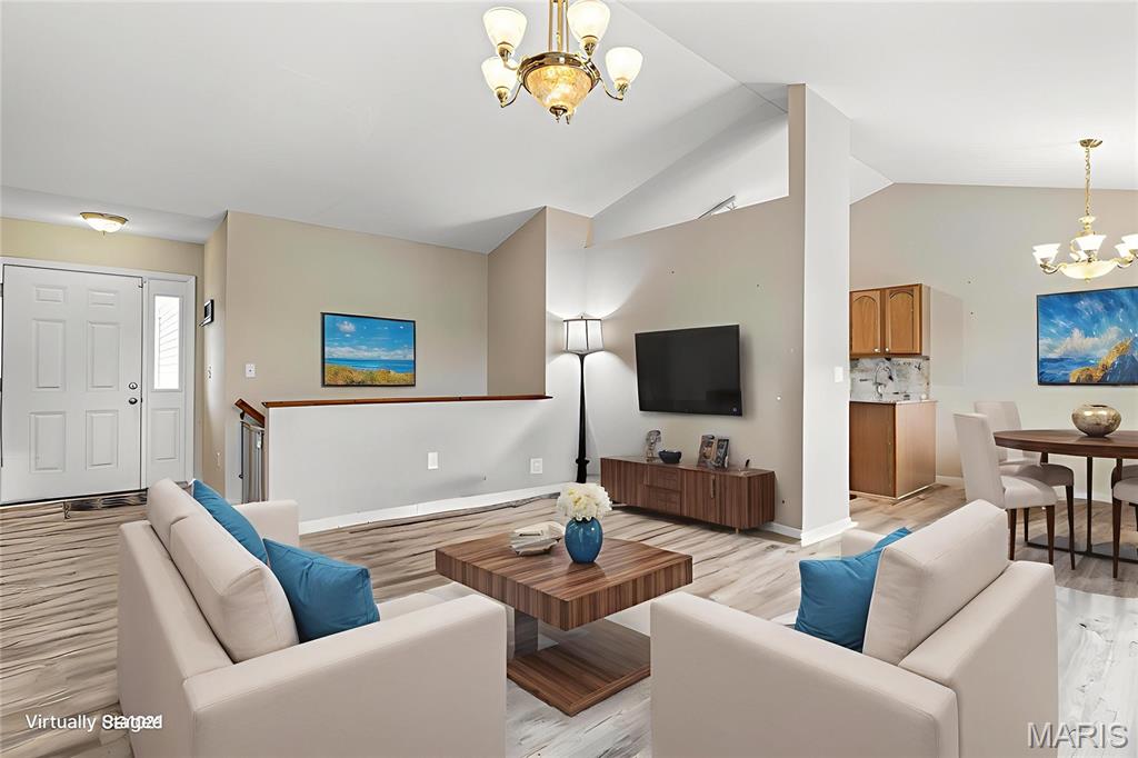 1421 Northwoods Drive