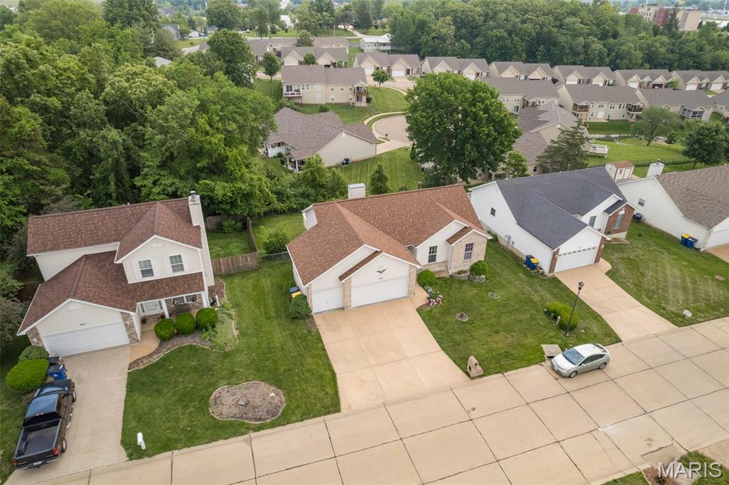 1421 Northwoods Drive