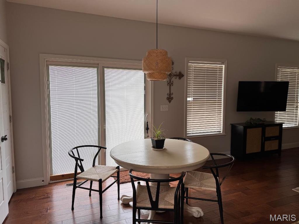 212 Chadwyck Circle
