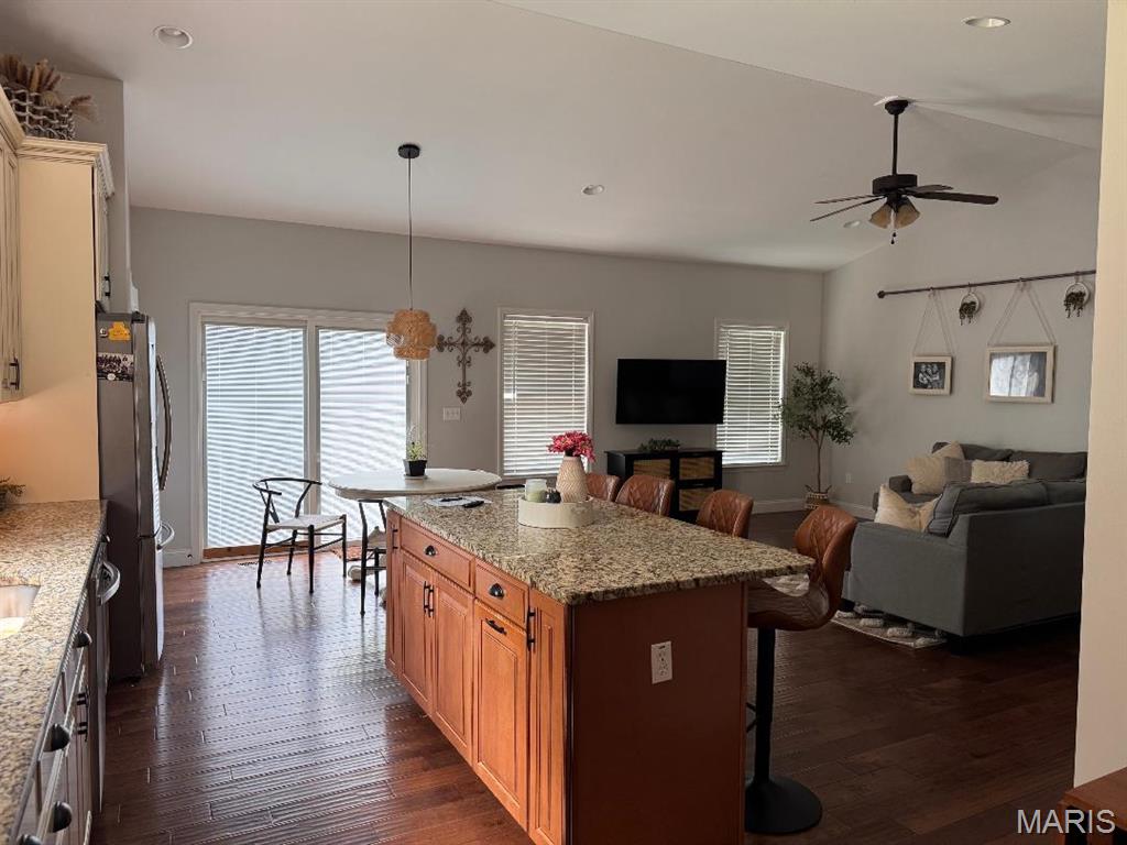 212 Chadwyck Circle