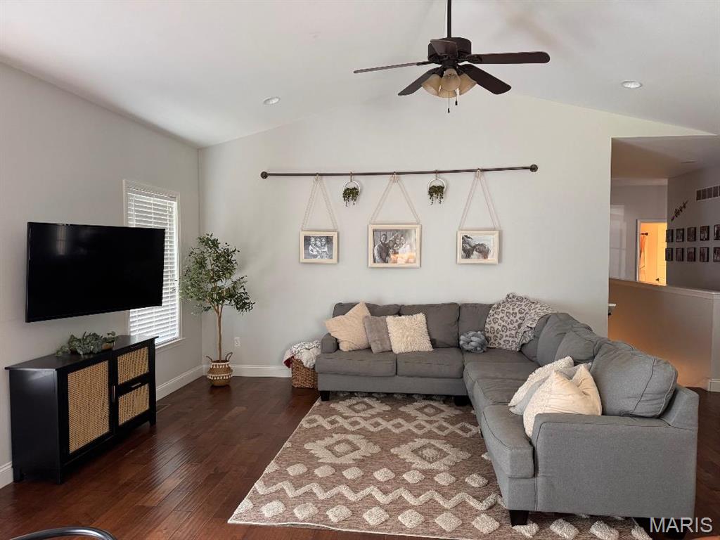 212 Chadwyck Circle